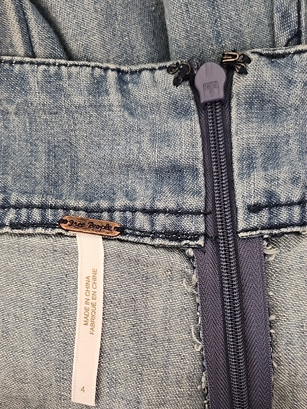 Free People Ramona Apron pant light wash  wide leg and side slits Size 4 - Picture 15 of 16